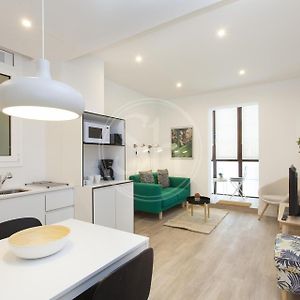 Appartement à 3 Chambres à Coucher