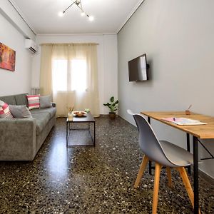 Spacious And Modern One Bedroom Apartment