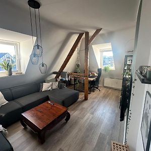 Appartement à 2 Chambres à Coucher