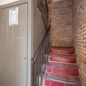 Appartement à 3 Chambres à Coucher