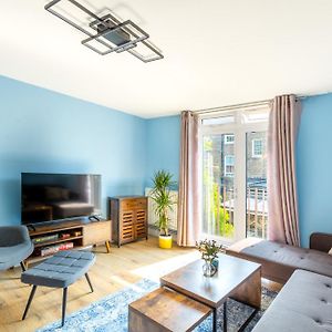 Appartement à 3 Chambres à Coucher