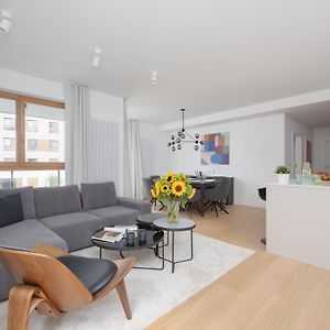 Appartement de Luxe à 3 Chambres à Coucher