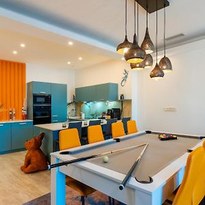 Appartement à 3 Chambres à Coucher