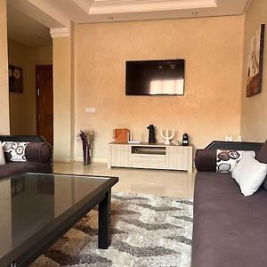 Appartement à 2 Chambres à Coucher