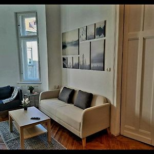 Appartement à 3 Chambres à Coucher