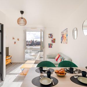 Appartement à 2 Chambres à Coucher