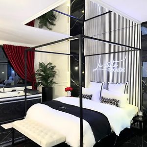La Suite Trocadero - Jacuzzi Privatif