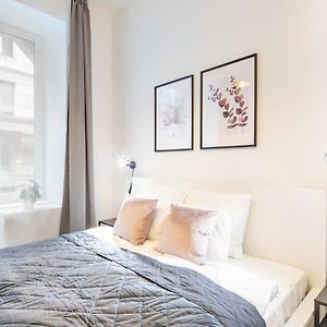 Extra Central - Mini Modern Studio