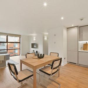 Flat 315, 33 Birtton Street