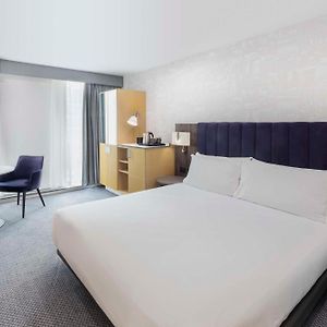Chambre Accessible aux Personnes à Mobilité Réduite Lit King-Size