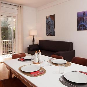 Appartement à 3 Chambres à Coucher