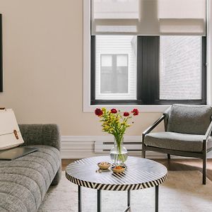 Appartement à 2 Chambres à Coucher