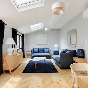Appartement à 2 Chambres à Coucher
