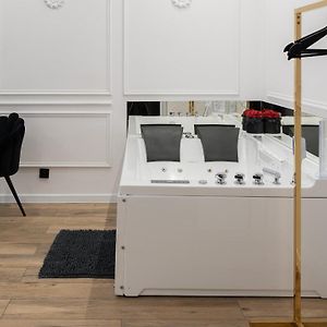 Apartament Shine Prywatne Jacuzzi Starowislna Krakow