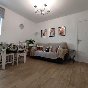 Appartement à 3 Chambres à Coucher