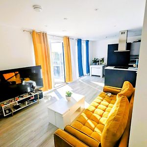 Appartement à 2 Chambres à Coucher