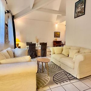 Appartement à 3 Chambres à Coucher