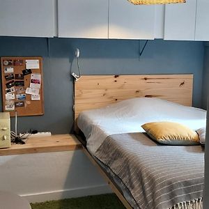 Chambre Independante Chez L'Habitant Avec Salle De Bain Privee
