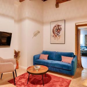 Appartement à 2 Chambres à Coucher