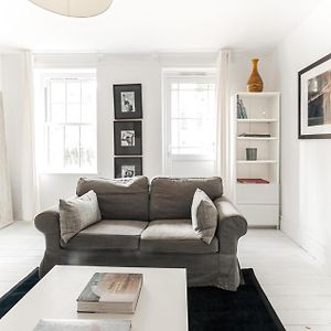 Appartement à 3 Chambres à Coucher