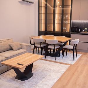 Appartement à 2 Chambres à Coucher