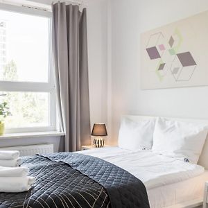 Appartement à 3 Chambres à Coucher