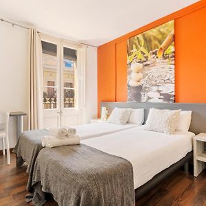 AB Vilà i Vilà Apartments
