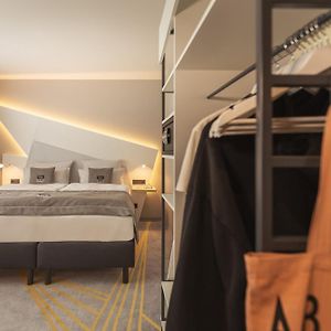 Chambre Standarde Lit Queen-Size
