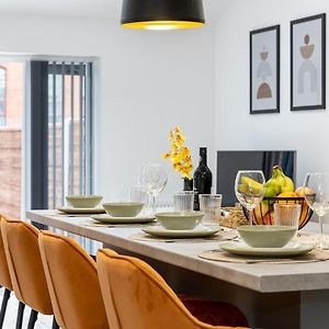 The Stanbury Residence By Coqoon