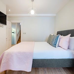 Appartement à 3 Chambres à Coucher