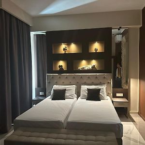 Adelaide Suite Dreams