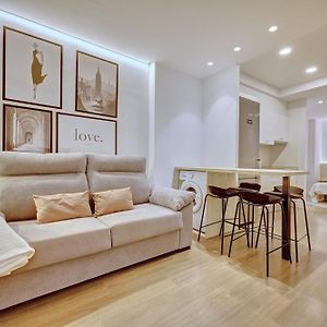 Appartement à 2 Chambres à Coucher