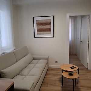 Appartement à 3 Chambres à Coucher