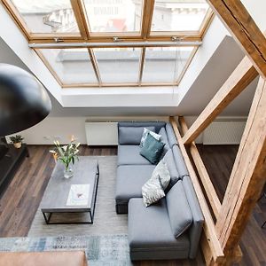 Appartement à 3 Chambres à Coucher