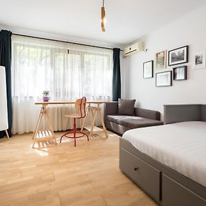 Jazzy Studio In The Heart Of Bucharest