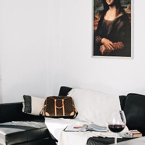 Appartement à 2 Chambres à Coucher