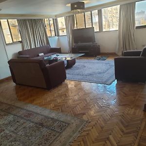 Appartement à 3 Chambres à Coucher