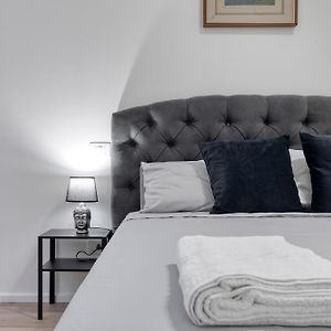 Carbonara Palace 2 - Luxury Comfort Under Medieval Towers