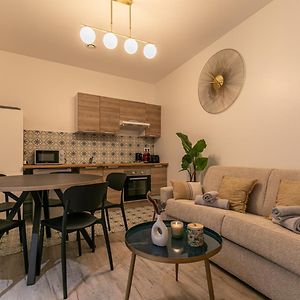 Appartement à 2 Chambres à Coucher