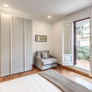 Appartement à 2 Chambres à Coucher