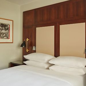 Chambre Lit Queen-Size