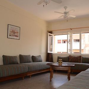 Appartement à 3 Chambres à Coucher