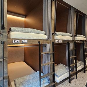 Chambre Juste Pour Hommes Dortoir