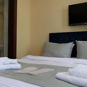 Chambre Budgétée Lit King-Size