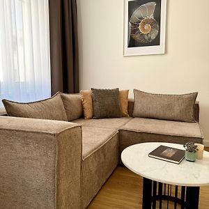 Appartement à 2 Chambres à Coucher