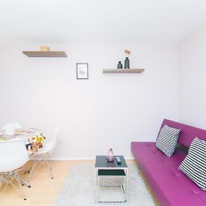 Appartement à 2 Chambres à Coucher