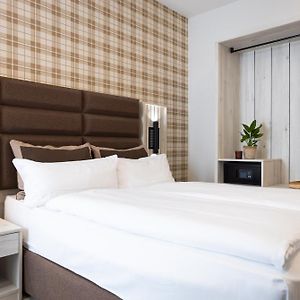 Chambre Standarde Lit Queen-Size
