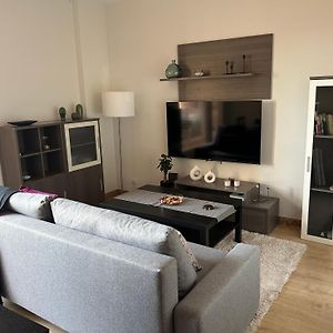 Appartement à 3 Chambres à Coucher