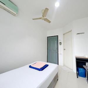 Private Bathroom Single Room