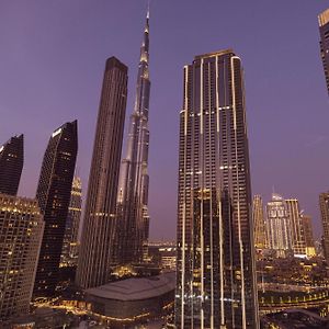 Burj Khalifa Full View